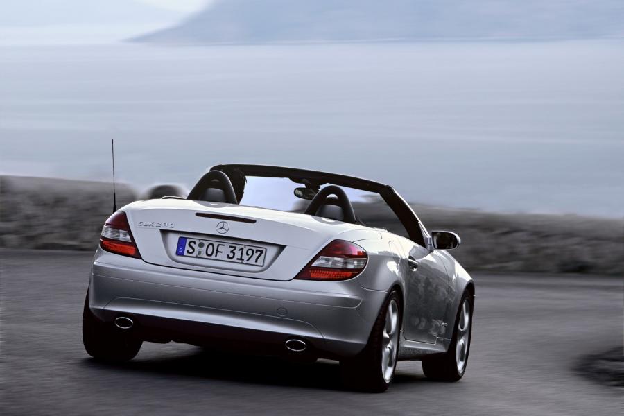  Mercedes-Benz SLK-Class 2005 года  (фото 27 из 259)